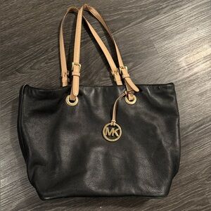 Michael Kors Black Leather Tote Shoulder Bag Tan Strap Purse w/Golden Charm